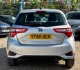 2018-toyota-yaris-15-vvt-i-icon-hybrid-small-17