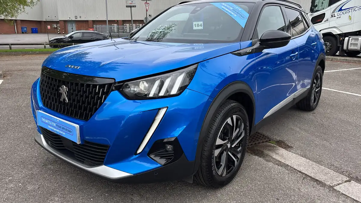 2021-peugeot-2008-suv-12-puretech-gt-eat8-big-17