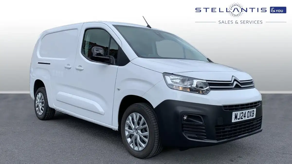 2024-citroen-berlingo-15-bluehdi-950-driver-edition-130pseu6d-eat8-big-0