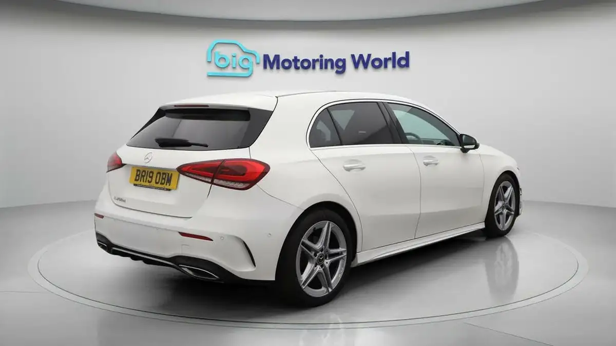 2019-mercedes-benz-a-class-20d-a200d-amg-line-premium-plus-hatchback-5d-big-7