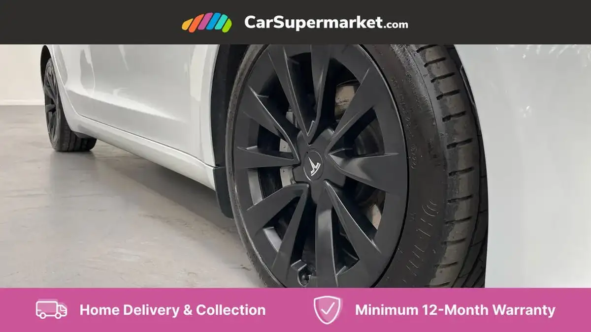 2022-tesla-model-3-e-rwd-big-10