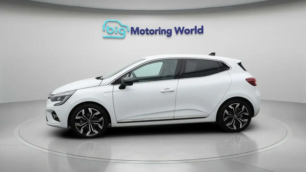 2023-renault-clio-16-techno-big-4