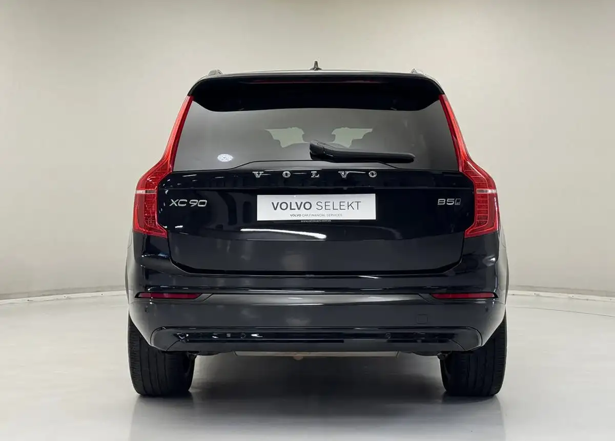 2024-volvo-xc90-20-b5-r-design-big-6