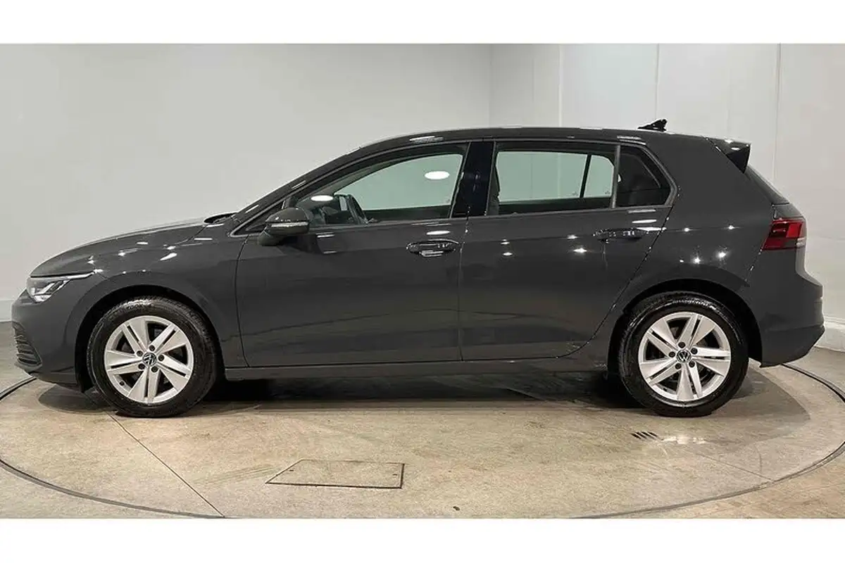 2022-volkswagen-golf-15-etsi-life-150ps-hatchback-big-6