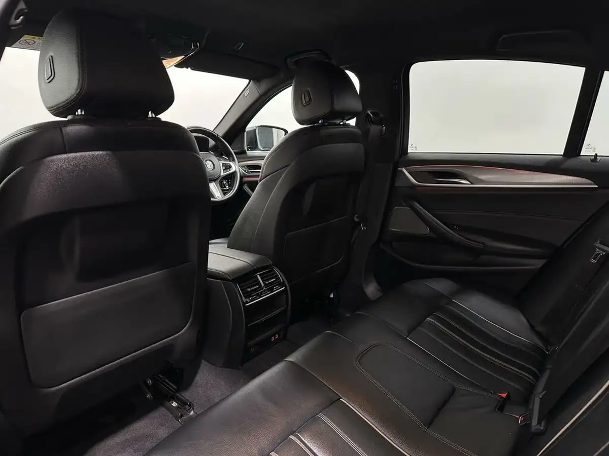 2020-bmw-5-series-20td-520d-m-sport-190ps-mht-saloon-4d-big-39