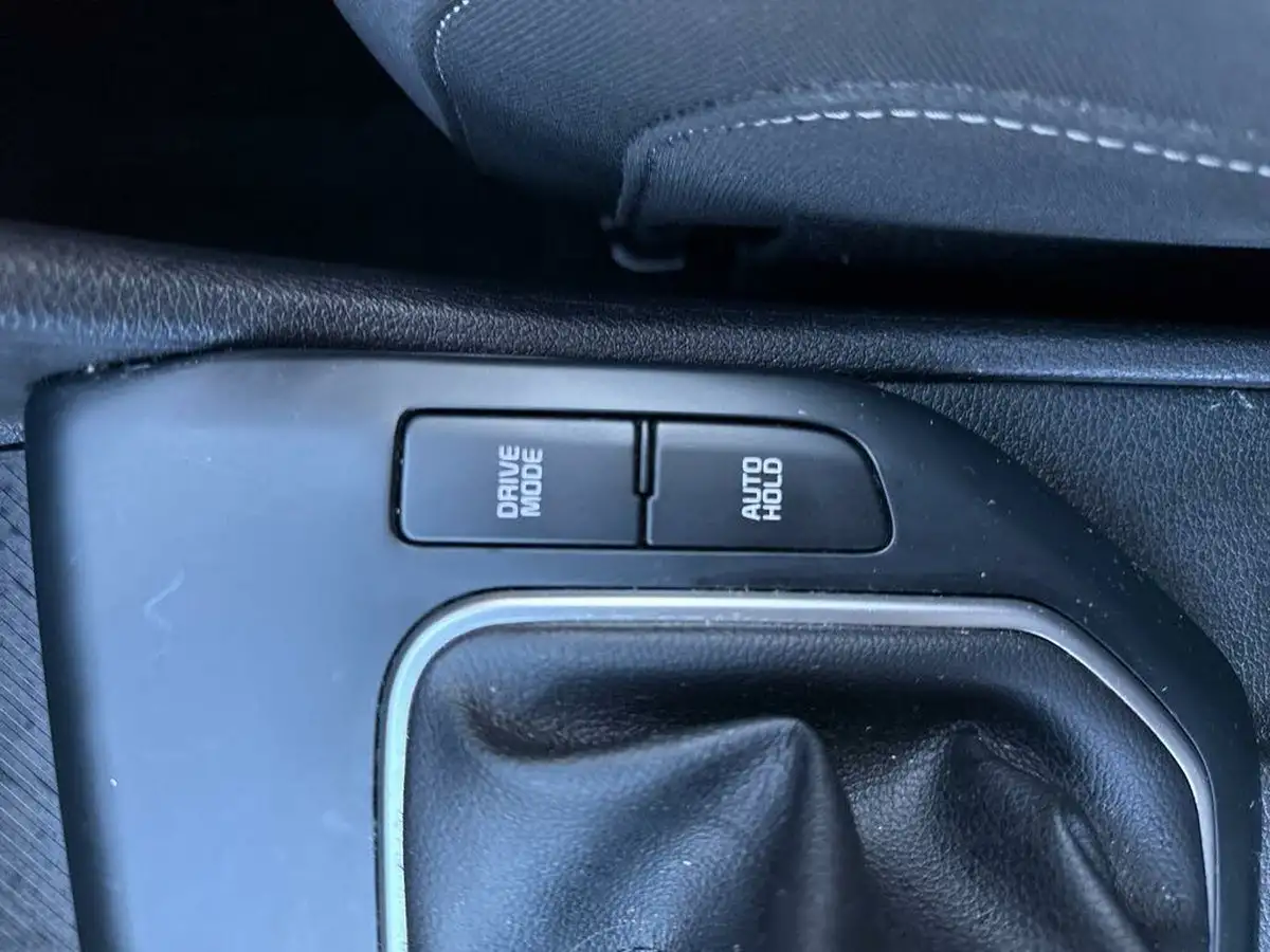 2023-kia-sportage-16-t-gdi-2-148bhp-big-23