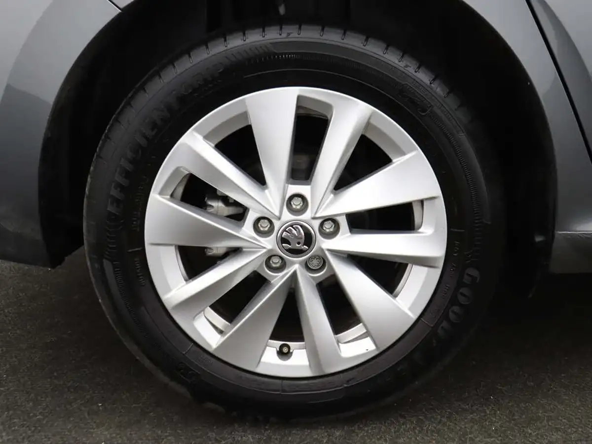 2023-skoda-scala-10-tsi-s-big-6