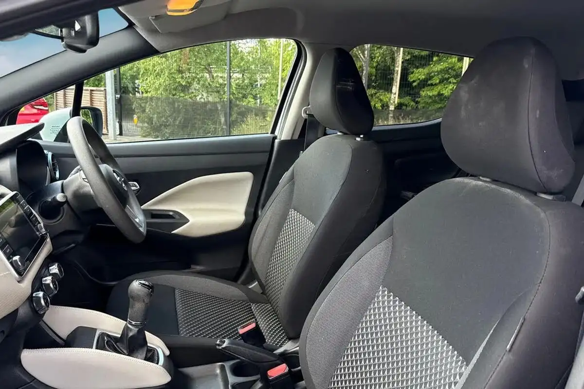 2020-nissan-micra-10-ig-t-acenta-100ps-big-15