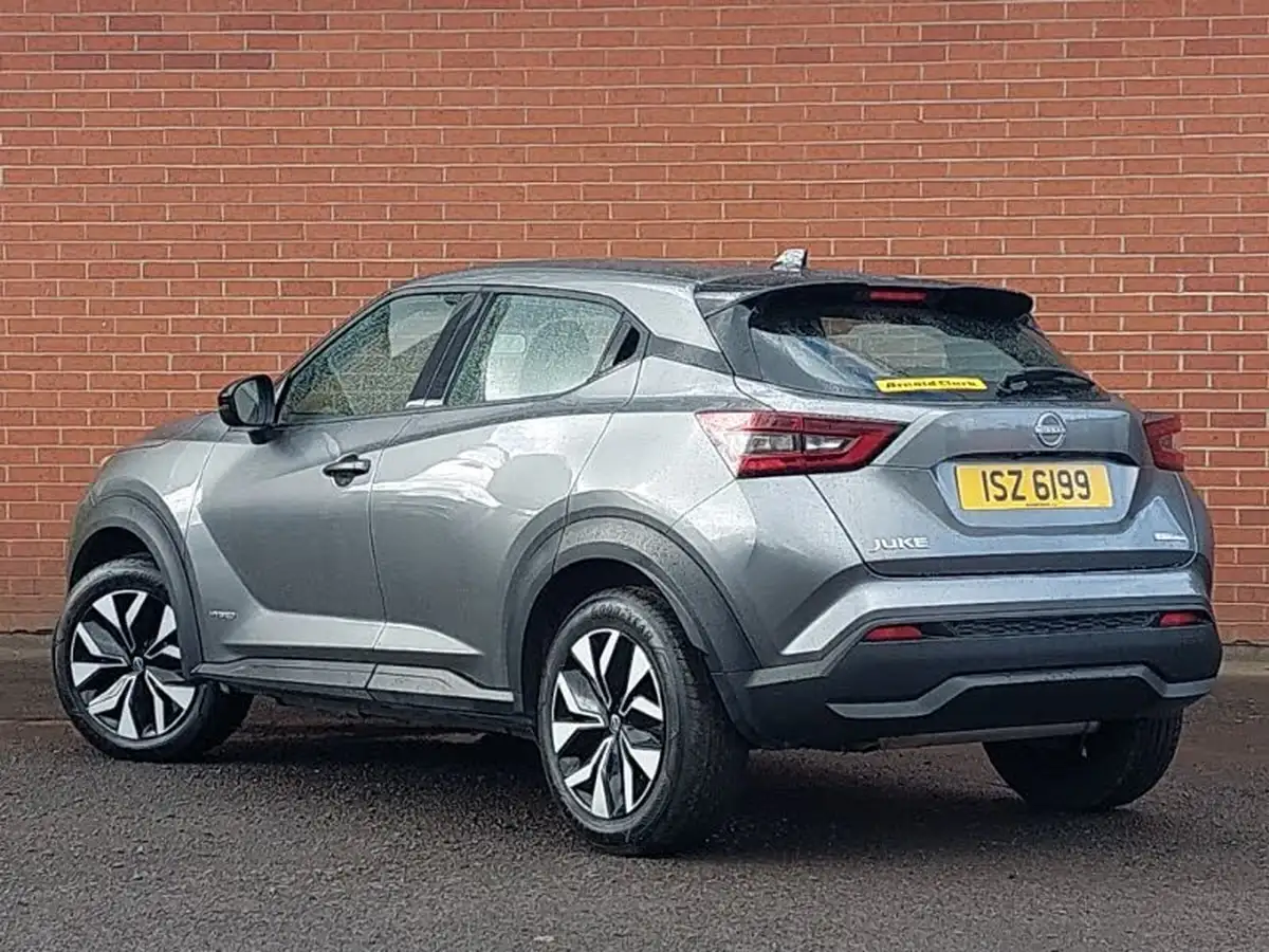 2024-nissan-juke-16-hybrid-acenta-premium-big-1
