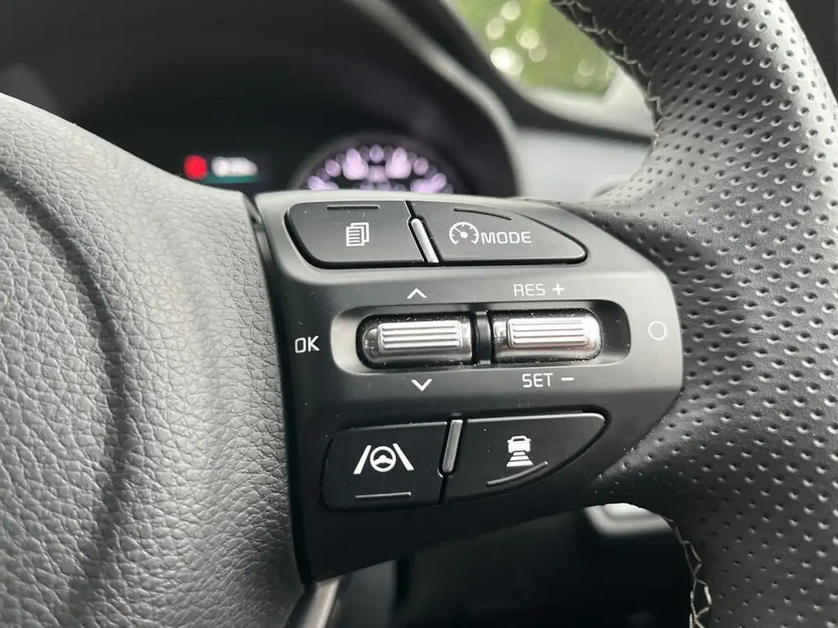 2024-kia-stonic-10-t-gdi-gt-line-s-98bhp-dct-big-24
