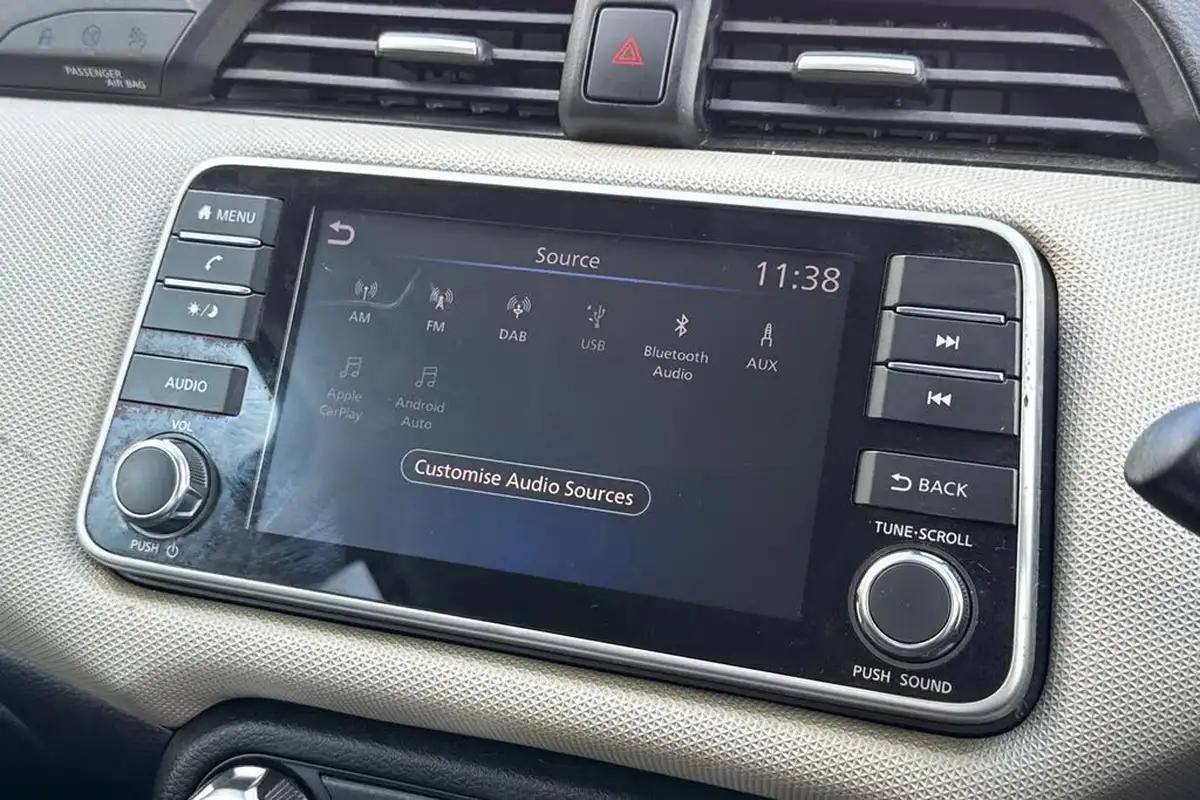 2020-nissan-micra-10-ig-t-acenta-100ps-big-39