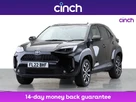 2022-toyota-yaris-15-vvt-i-design-panoramic-roof-small-2