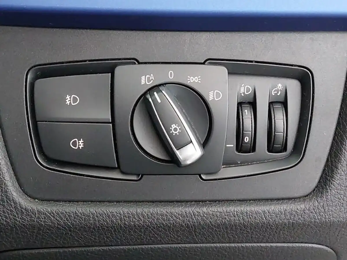 2019-bmw-3-series-20td-318d-m-sport-150bhp-ss-touring-5d-auto-big-16