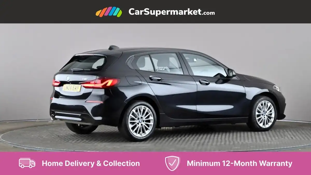 2024-bmw-1-series-15-118i-se-dct-big-5