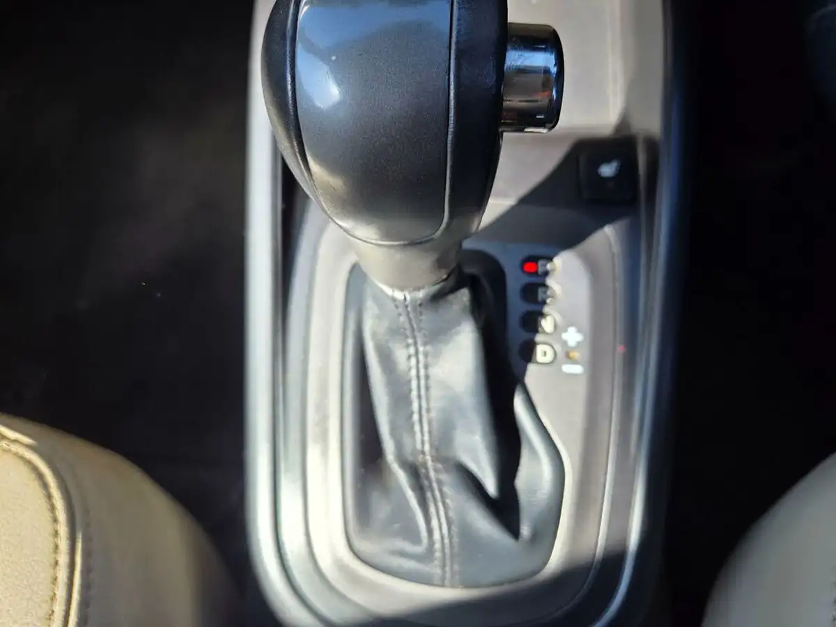 2011-kia-soul-16td-searcher-auto-big-8