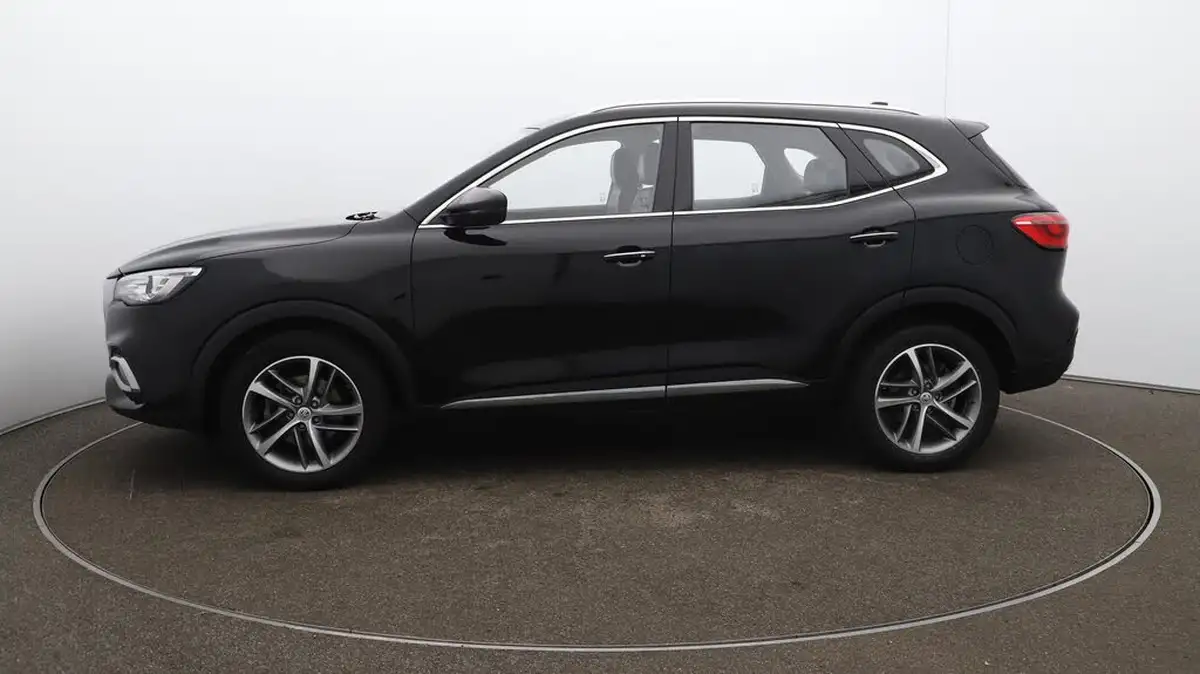 2021-mg-hs-15t-gdi-excite-162ps-big-63