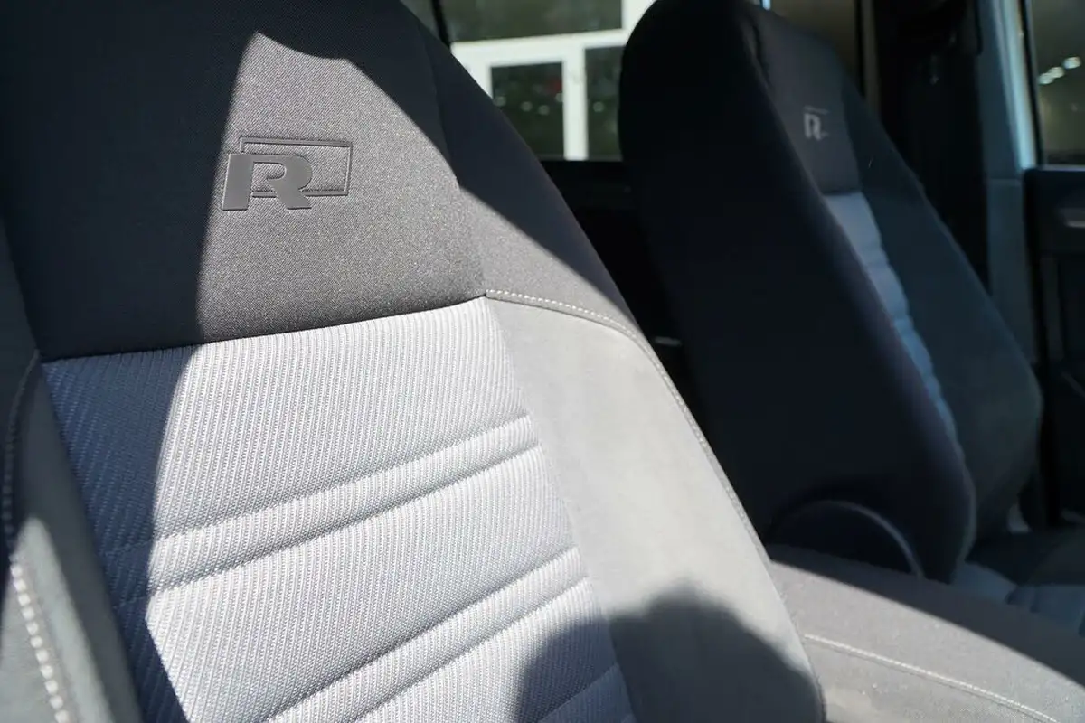 2019-volkswagen-touran-15-tsi-r-line-dsg-big-77
