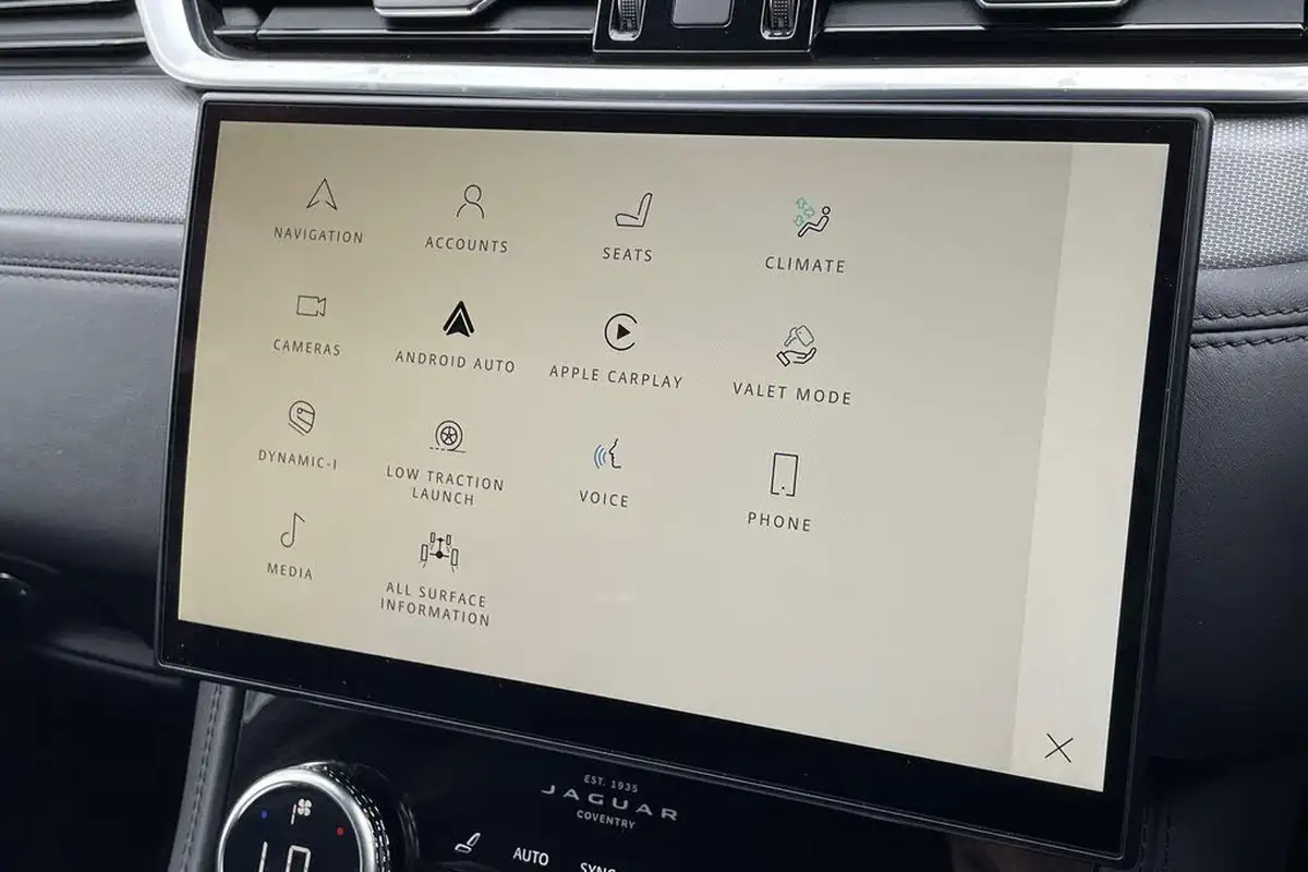 2021-jaguar-f-pace-50-v8-svr-big-50