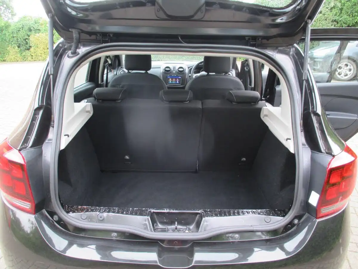 2019-dacia-sandero-10-sce-comfort-big-40