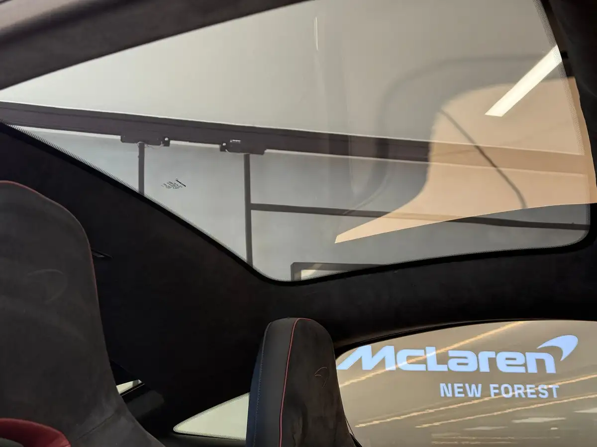 2025-mclaren-gt-40-big-19