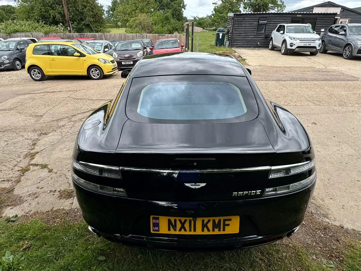 2011-aston-martin-rapide-s-v12-60-big-18