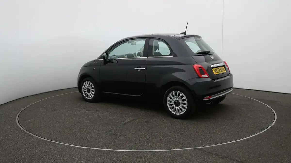 2022-fiat-500-10-dolcevita-big-33