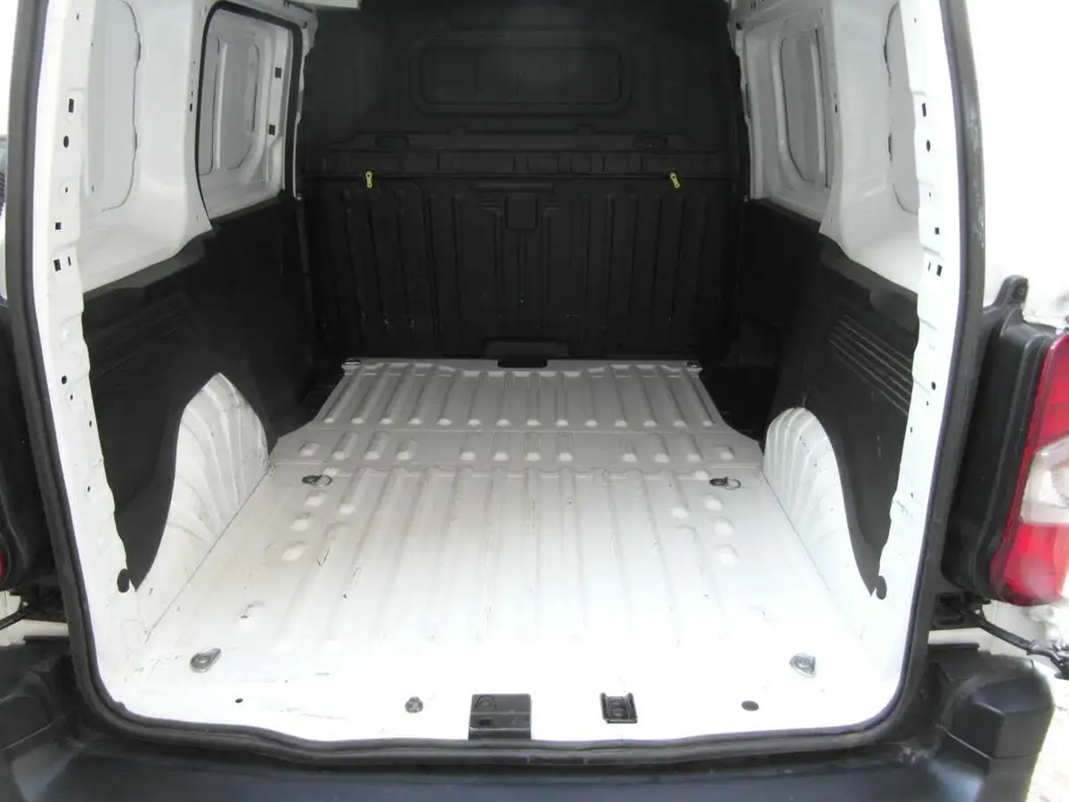 2021-citroen-berlingo-15bluehdi-650-enterprise-ss-big-5