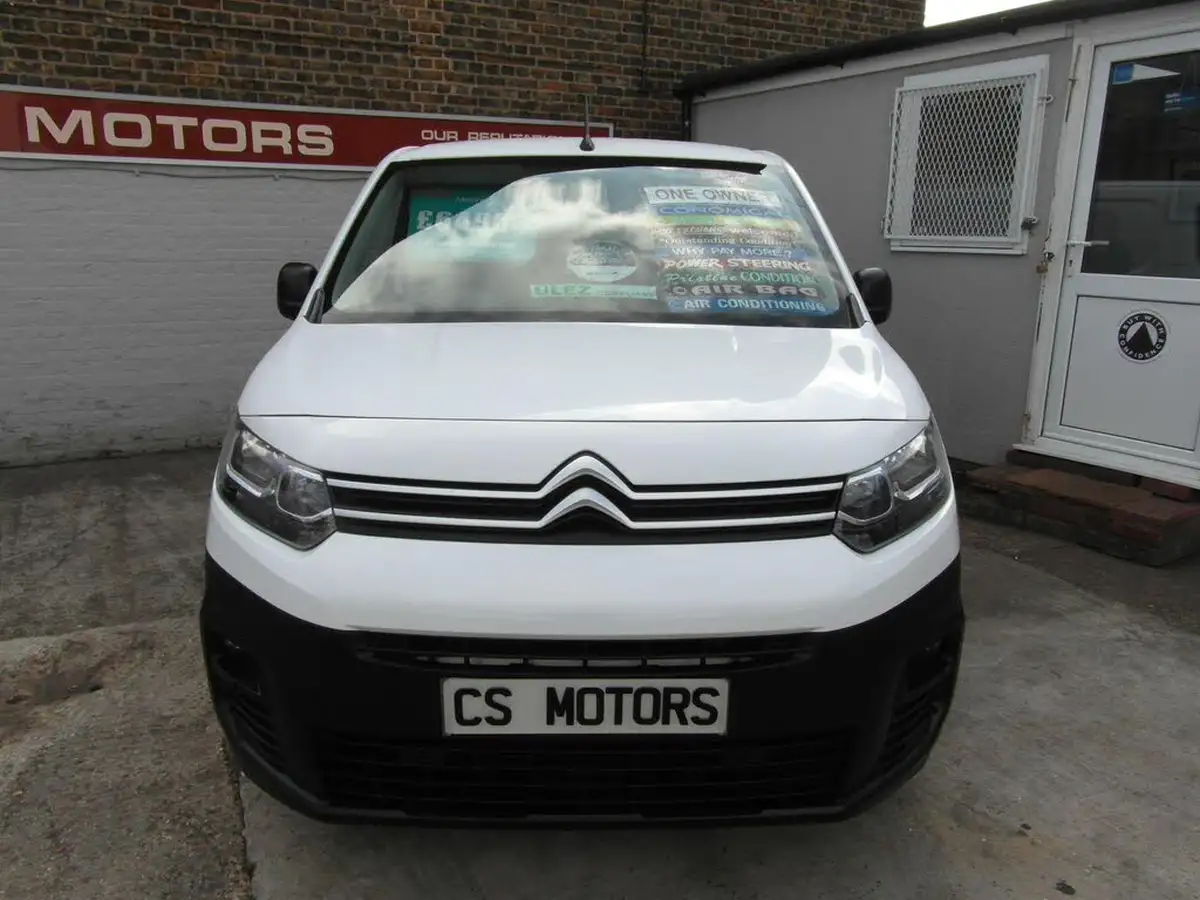 2021-citroen-berlingo-15bluehdi-650-enterprise-ss-big-1
