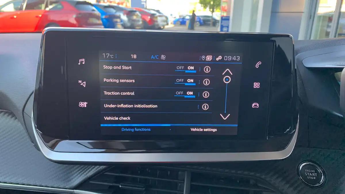2023-peugeot-208-12-puretech-allure-premium-100ps-eat8-big-29
