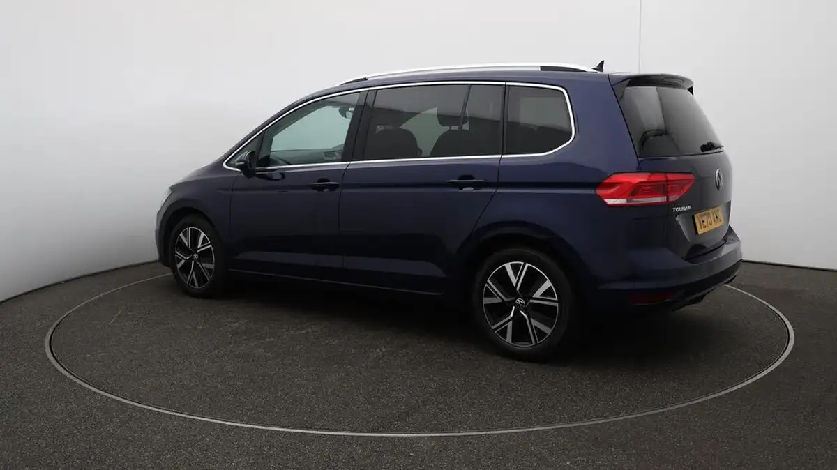 2020-volkswagen-touran-15-tsi-sel-dsg-big-57