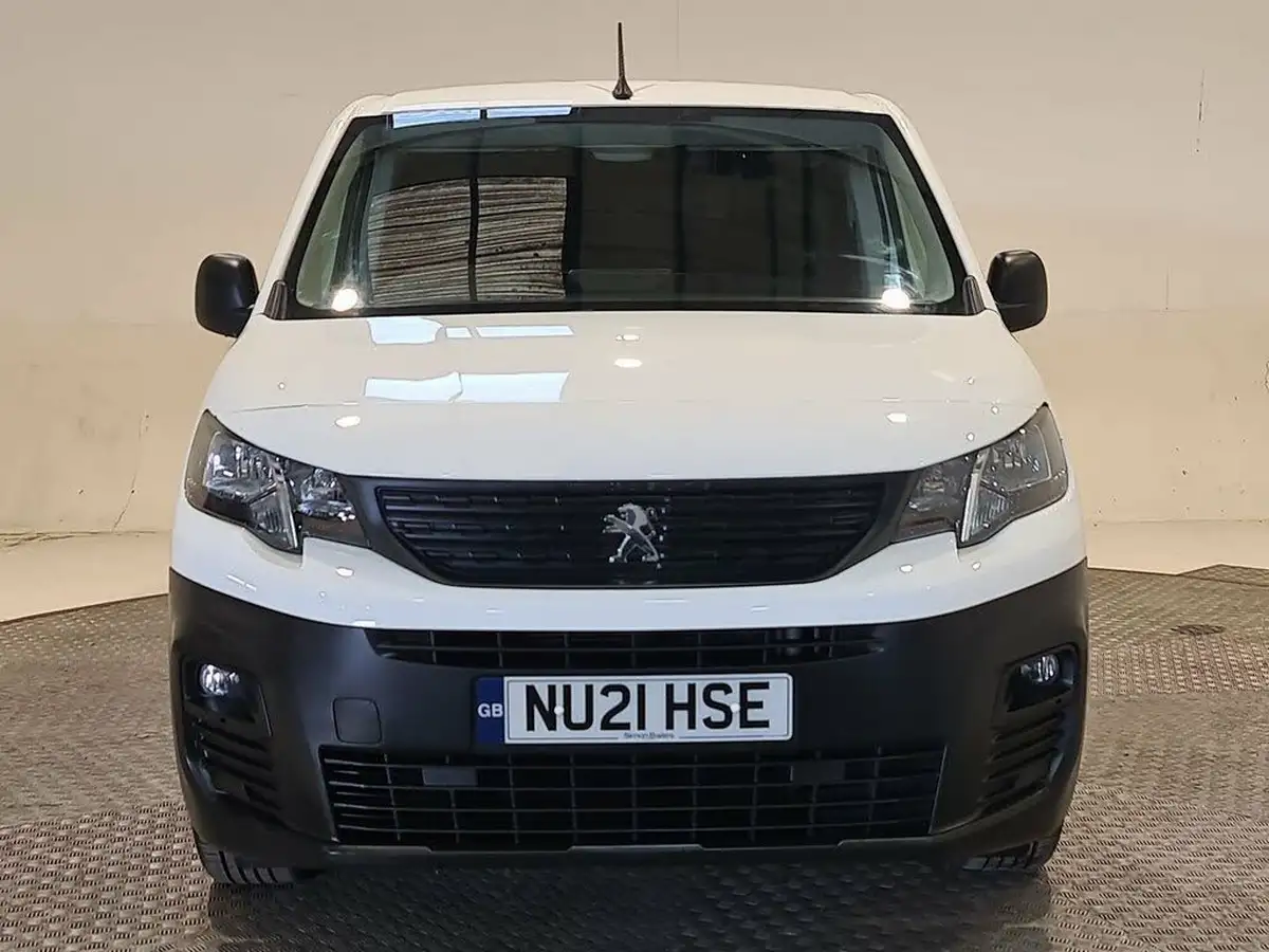 2021-peugeot-partner-15-bluehdi-1000-professional-100ps-eu6dt-panel-big-13