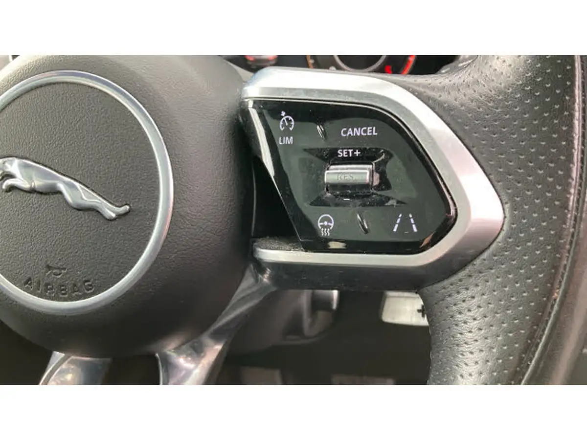 2021-jaguar-f-pace-20-d200-r-dynamic-se-mhev-big-43