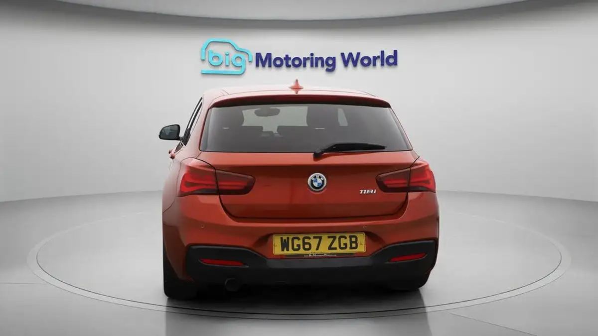 2017-bmw-1-series-15-118i-m-sport-shadow-edition-5d-auto-big-6