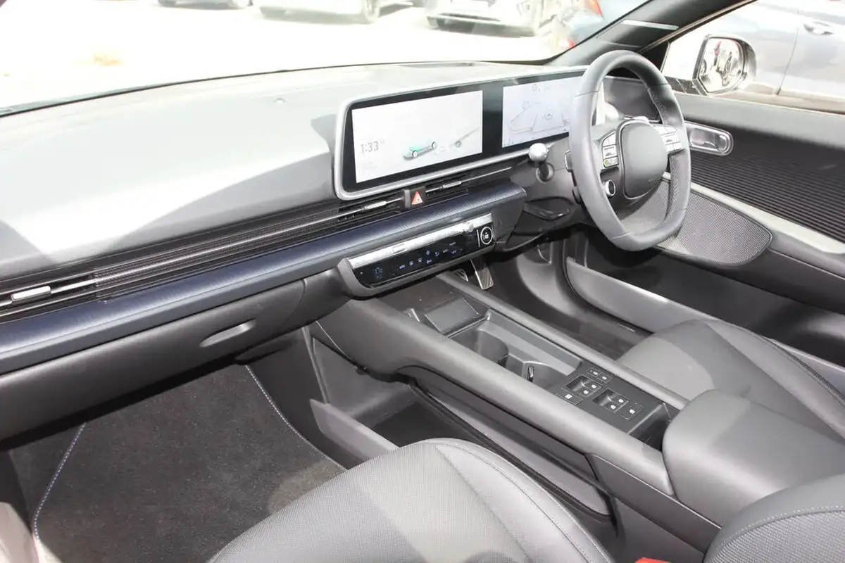 2024-hyundai-ioniq-6-e-ultimate-228ps-single-motor-rwd-big-1