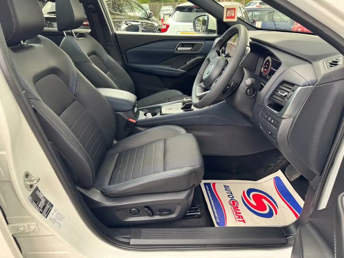 2021-nissan-qashqai-13-dig-t-tekna-158ps-xtronic-big-16