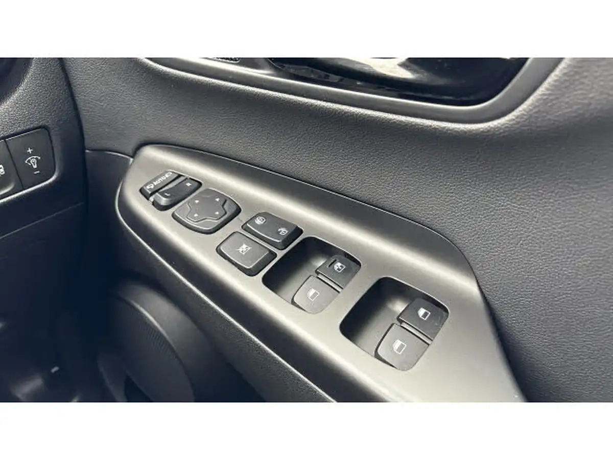 2020-hyundai-kona-16-gdi-premium-se-big-57