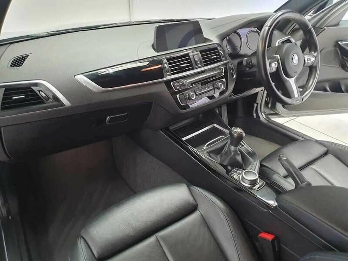 2018-bmw-1-series-15-118i-m-sport-3d-big-19