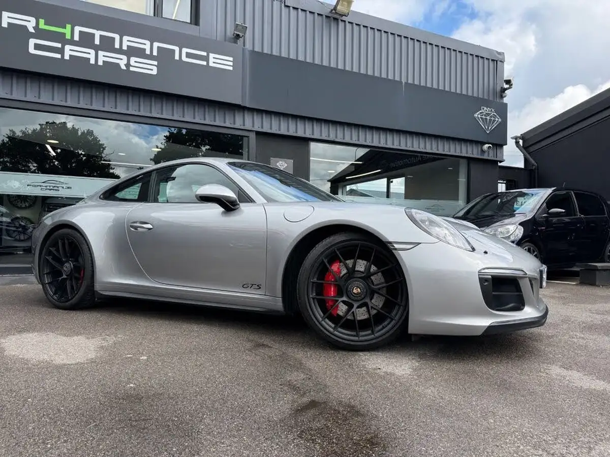 2018-porsche-911-30-carrera-4-gts-450bhp-coupe-pdk-big-6
