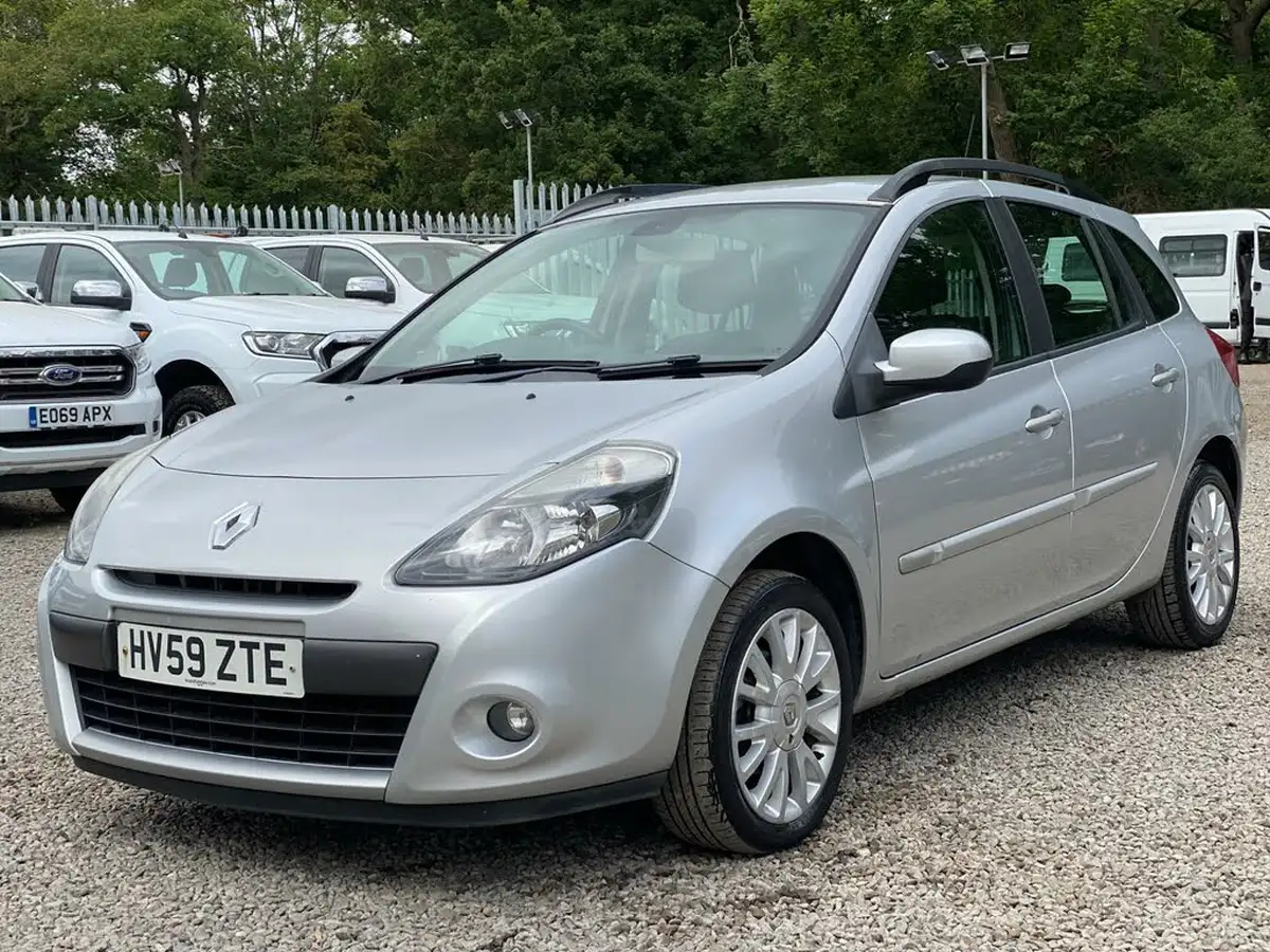 2010-renault-clio-12-dynamique-75bhp-sport-tourer-5d-big-2