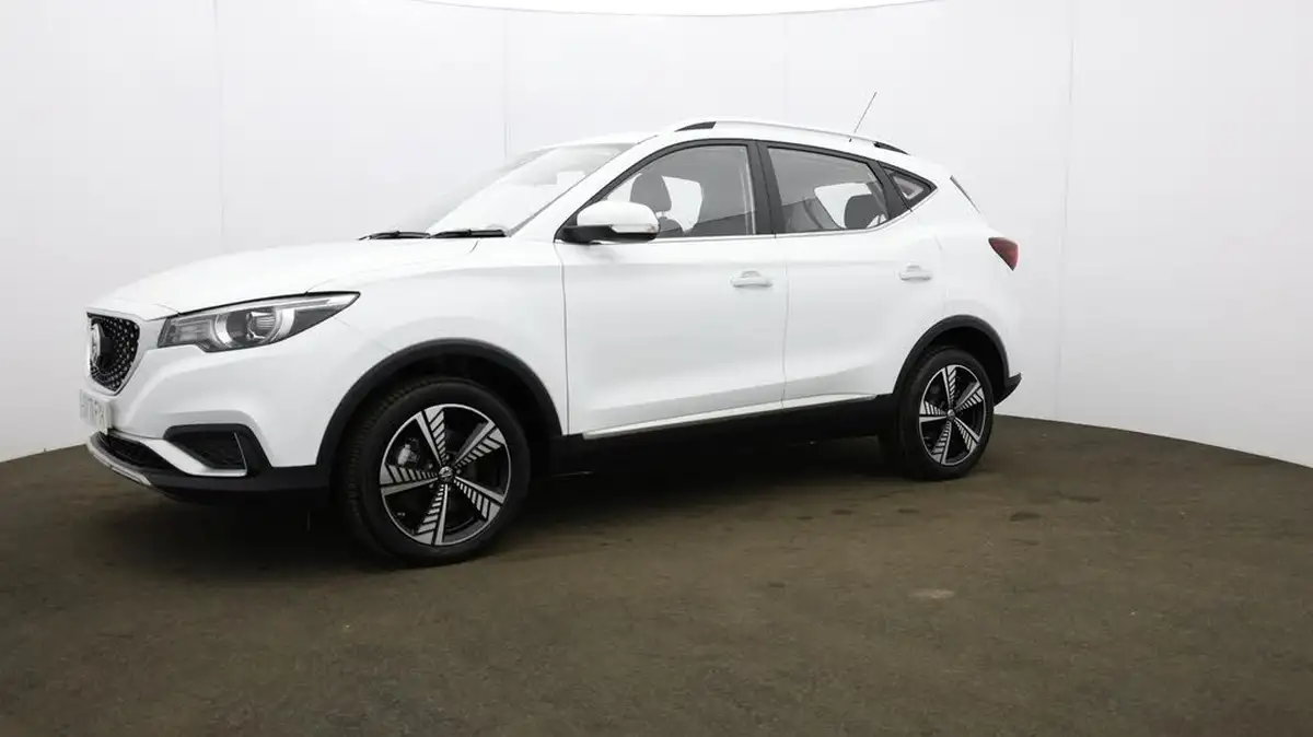 2021-mg-zs-suv-e-exclusive-ev-big-27