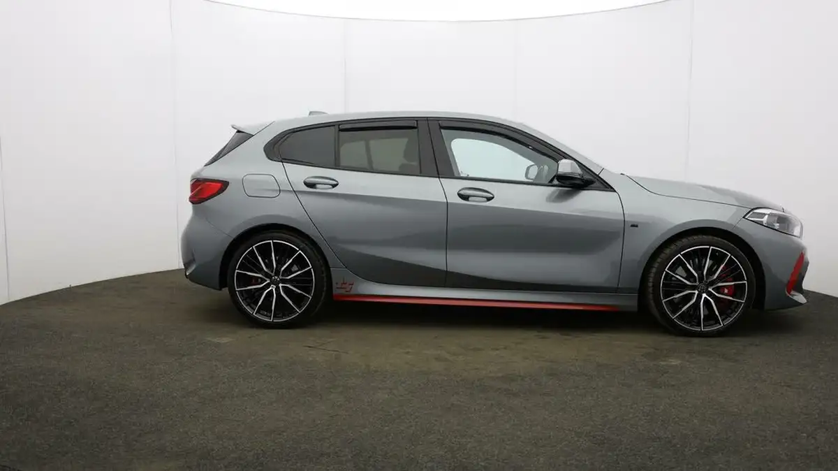 2023-bmw-1-series-20-128ti-lcp-big-50