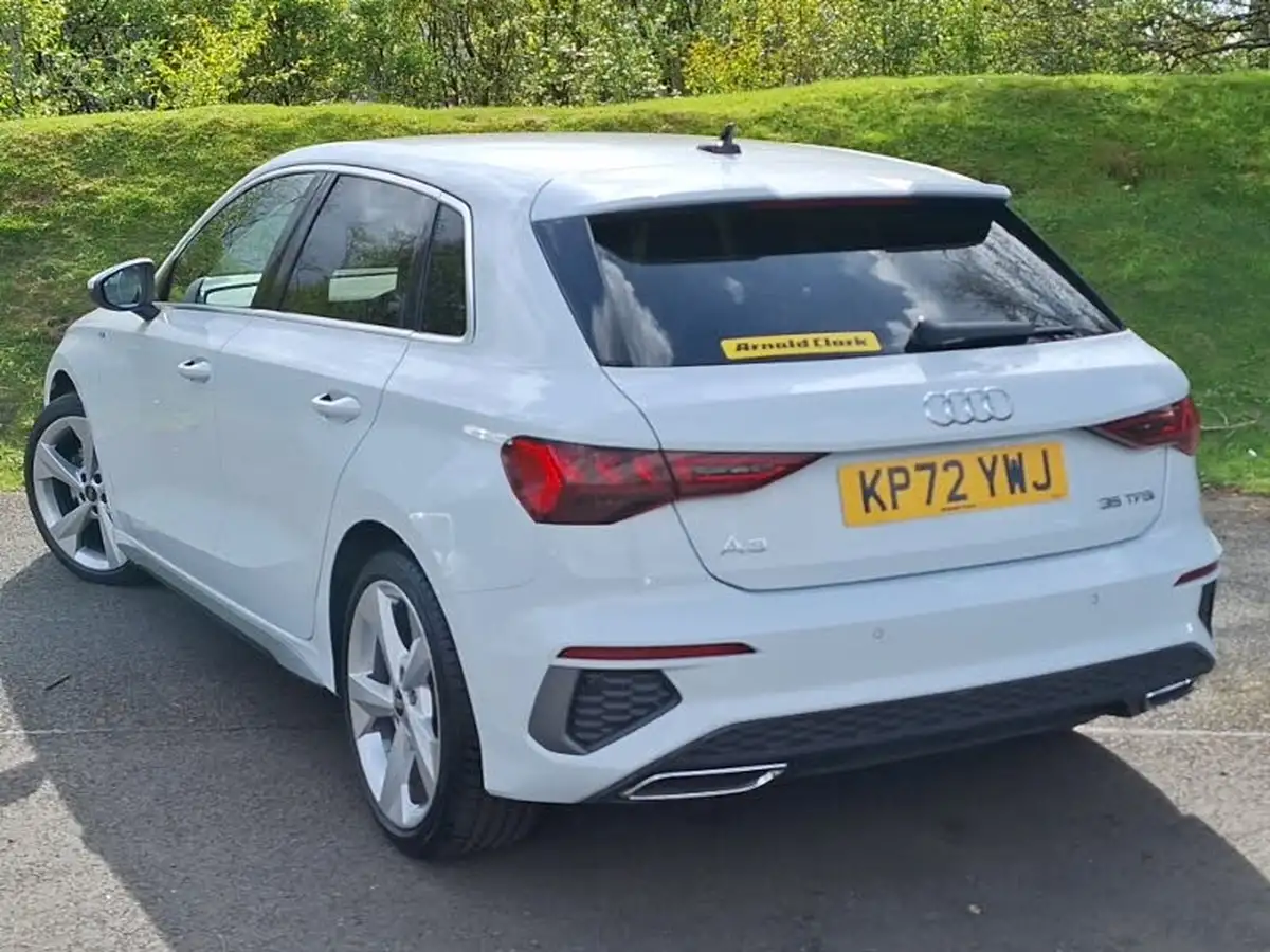 2022-audi-a3-15-35-tfsi-s-line-sportback-5d-tronic-big-1