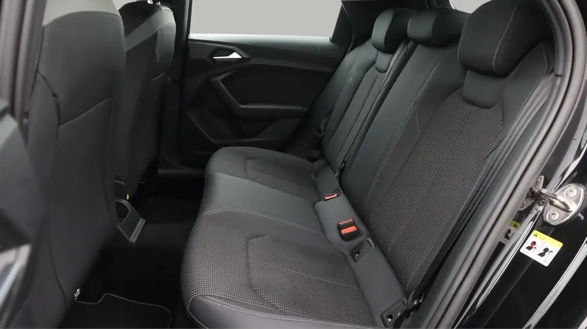 2019-audi-a1-10-25-tfsi-s-line-big-16