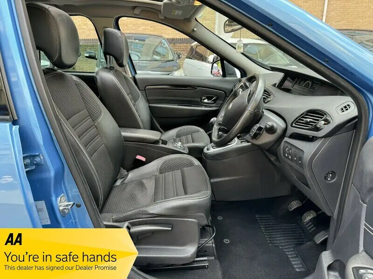 2015-renault-grand-scenic-16td-dynamique-tom-tom-bose-pack-big-2