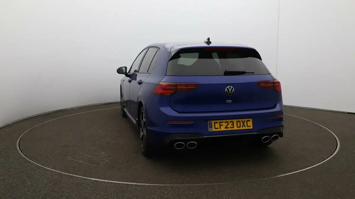 2023-volkswagen-golf-20-tsi-r-320ps-hatchback-big-62