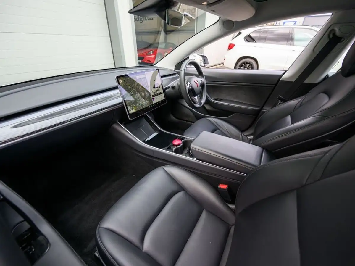 2020-tesla-model-3-e-standard-plus-big-24