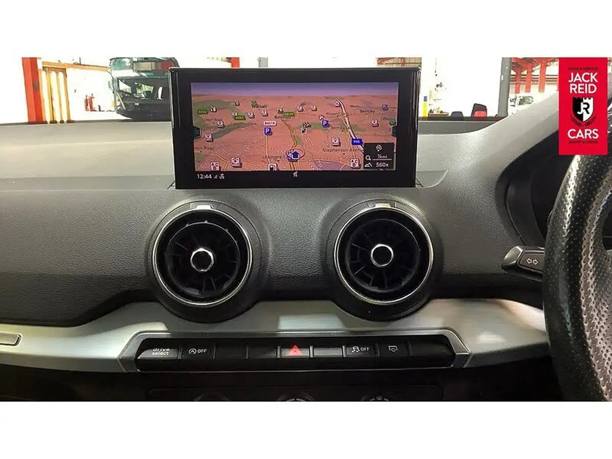 2018-audi-q2-14-tfsi-s-line-s-tronic-big-5
