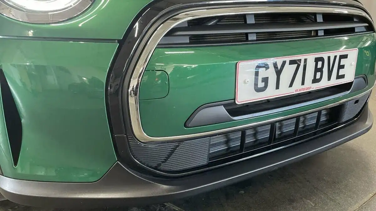 2021-mini-cooper-15-cooper-classic-hatchback-3d-auto-big-10