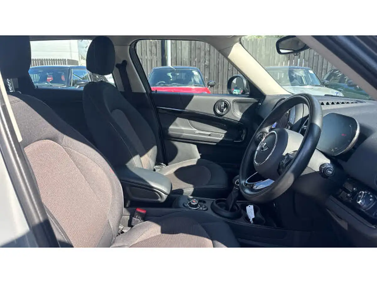 2021-mini-countryman-15-cooper-s-e-phev-classic-big-10