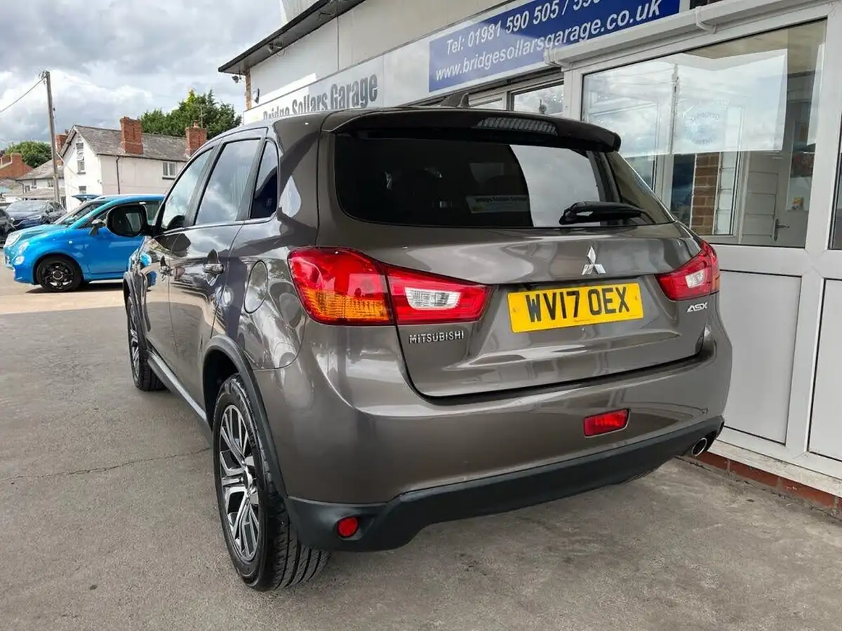 2017-mitsubishi-asx-16d-3-big-3